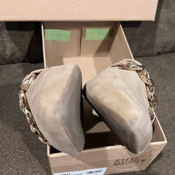 Steve Madden Women's Tan Mules, size 10. Worn twice - Picture 3 of 6